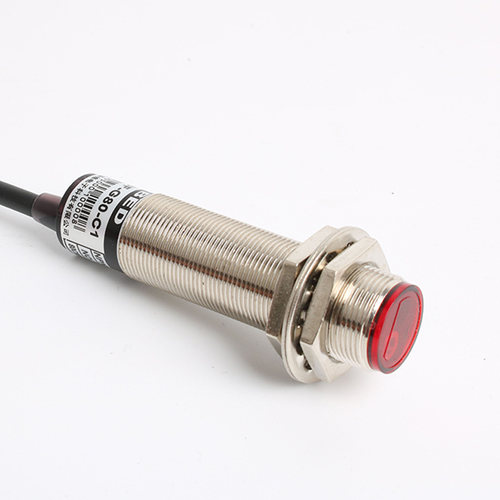 M18激光漫反射光电开关传感器感应开关E3F-G80-C1红外可见光NPN
