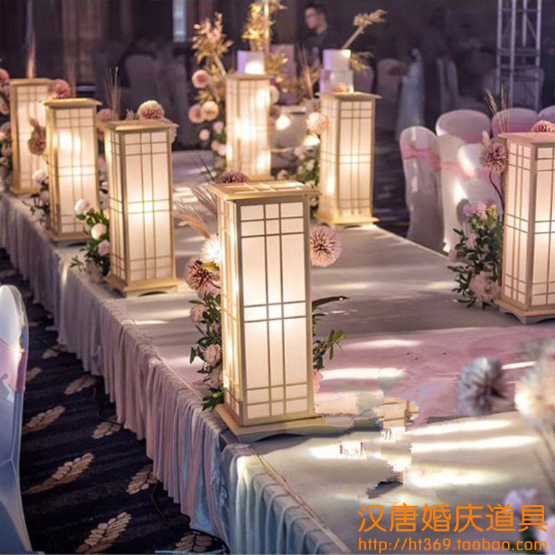 新款中式婚庆路引婚庆道具原木灯光方柱婚礼道具新中式路引布置