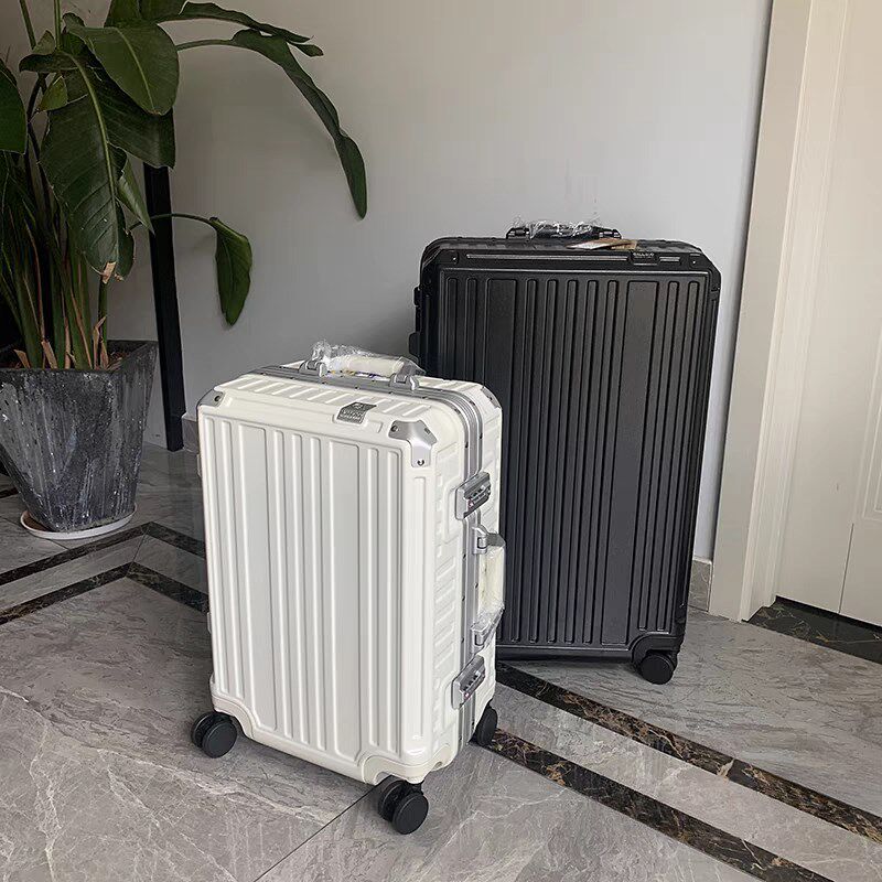 外贸镁铝合金Tsa海关锁旅行箱静音万向轮铝框纯pc行李箱托运箱包