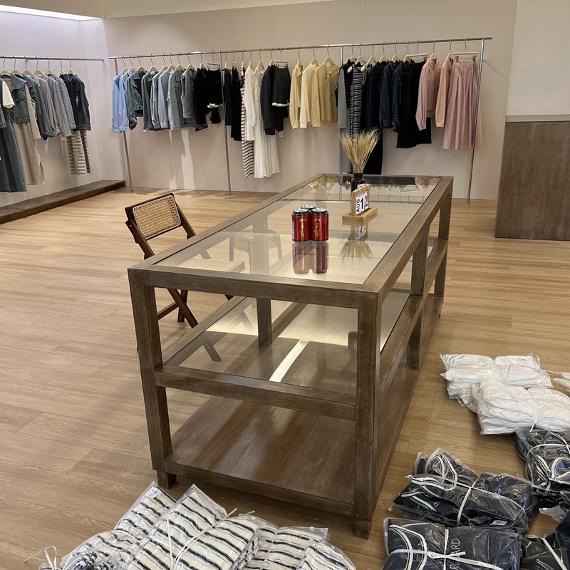 服装店实木玻璃展示台展示桌珠宝店饰品店童装店中岛台中古流水台