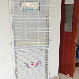 学校篮球馆消火箱玻璃门消防箱防踢防撞防碎保护防护罩防护网