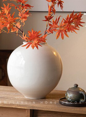 新中式白色陶瓷月亮罐花瓶插花手工圆球形粗陶摆件室内玄关书架装