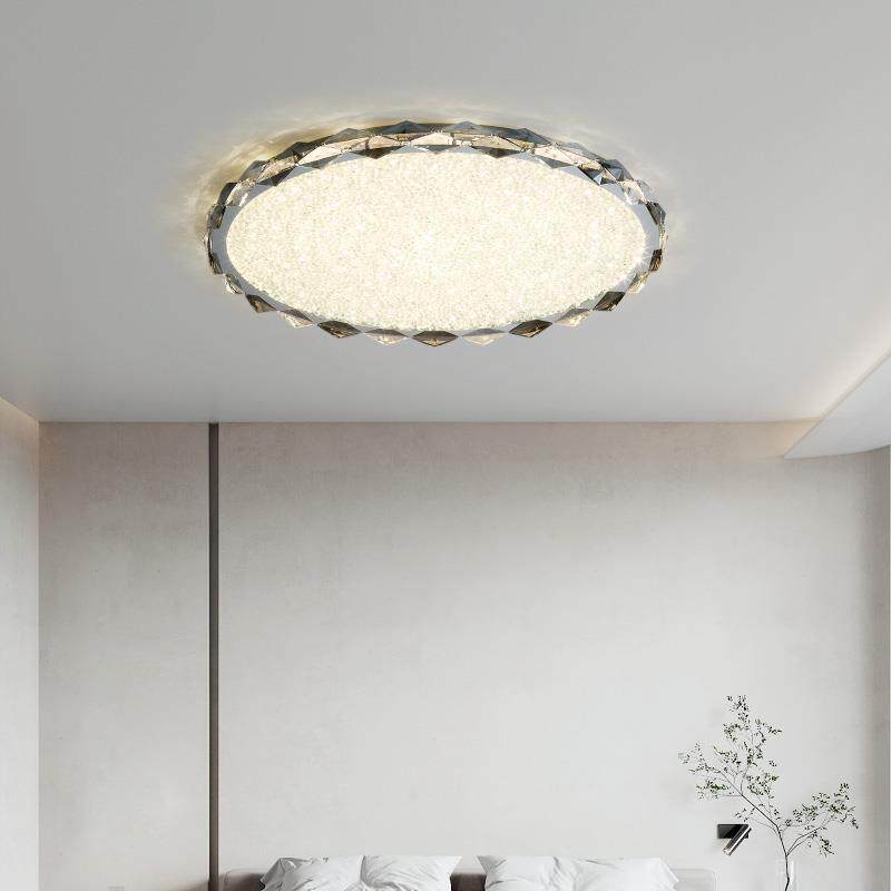 LED吸顶灯圆形卧室灯简约现代客厅灯新款房间阳台灯轻奢水晶灯具