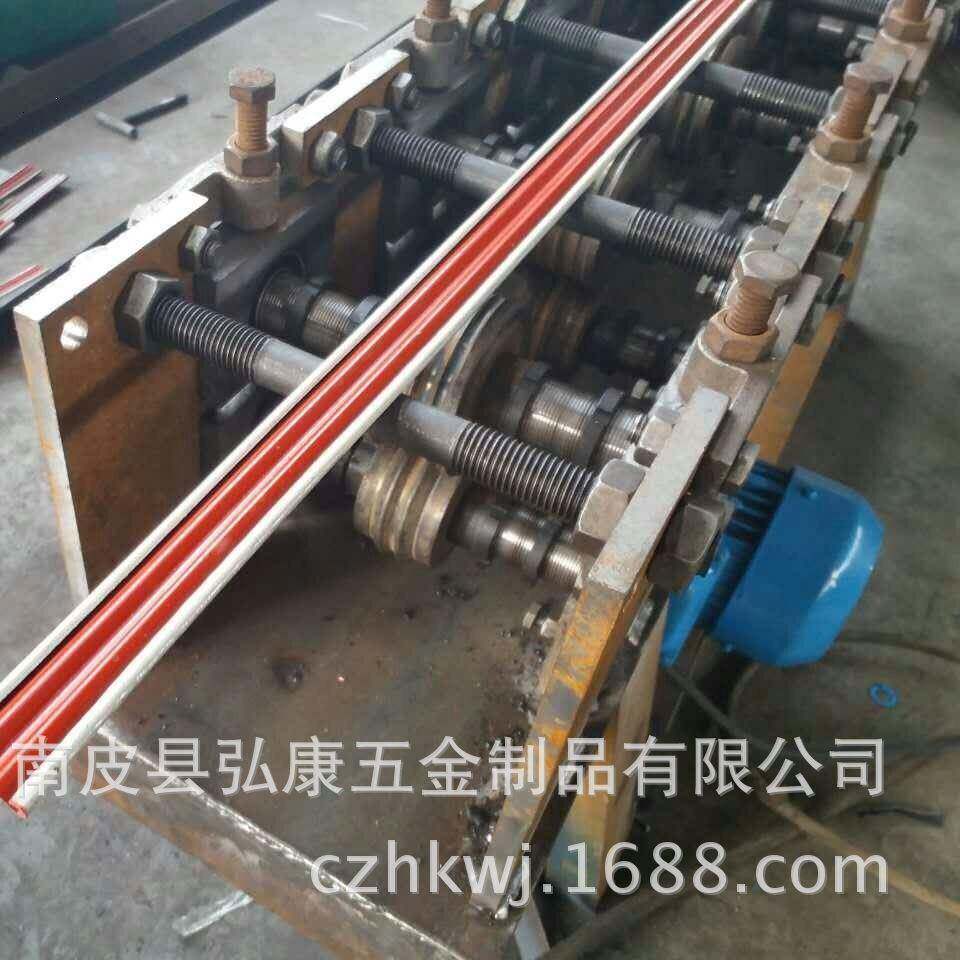铁簸萁制造备铁圾家簸萁供应簸萁梁子设备老弘康制造式家用垃斗用
