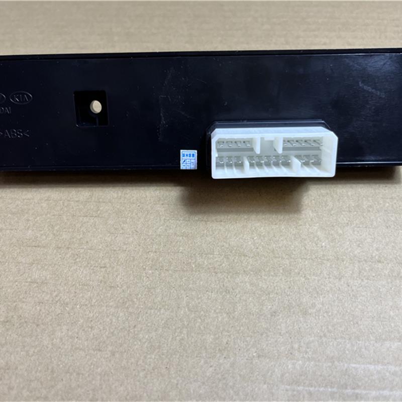 适用起亚智跑KX3K3SK5进口索兰托凯尊K7电动座椅开关调节器按钮键