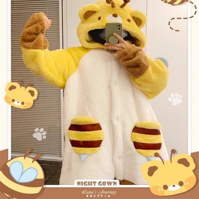维尼熊睡衣女秋冬季珊瑚绒睡袍加厚加绒2024年新款冬天家居服套装