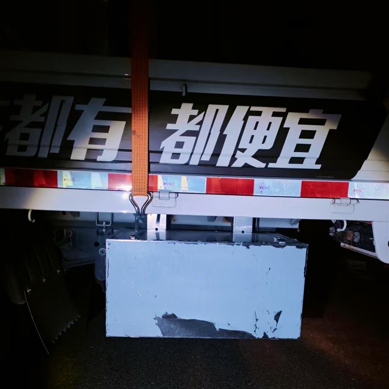 东风途逸T3-T5-T6防水收纳箱车载外挂工具箱防201不锈钢收纳箱