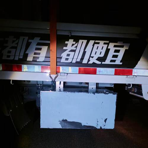 东风途逸T3-T5-T6防水收纳箱车载外挂工具箱防201不锈钢收纳箱