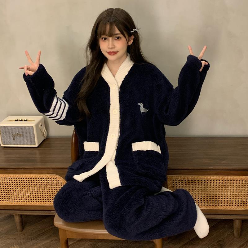冬季天可爱KT猫睡衣女新款半边绒2025新款珊瑚绒保暖家居服套装