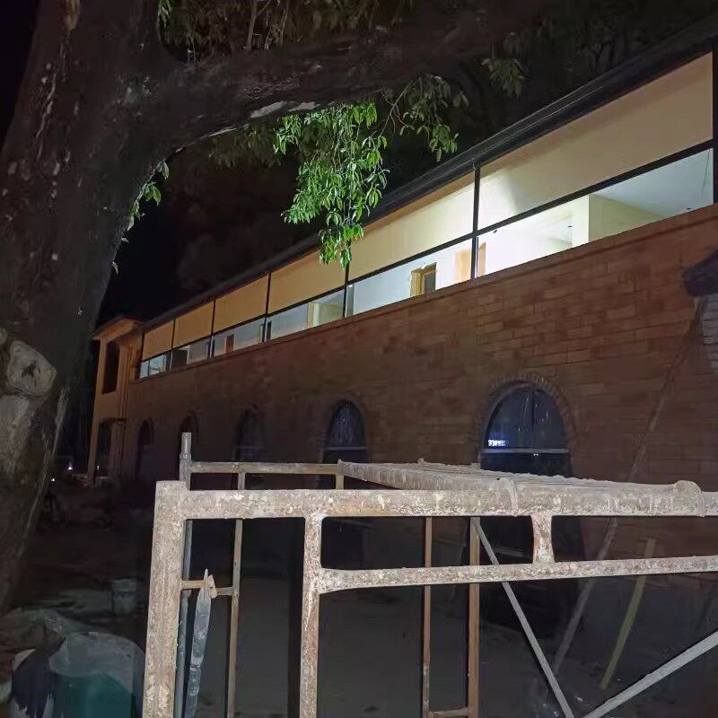 深圳定制阳台西晒挡雨电动卷帘远程智能免费上门测量香港防蚊遮阳