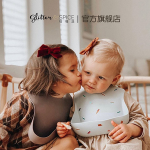 咕哩派丹麦mushie围兜硅胶婴儿宝宝防水吃饭超软饭兜喂饭围嘴