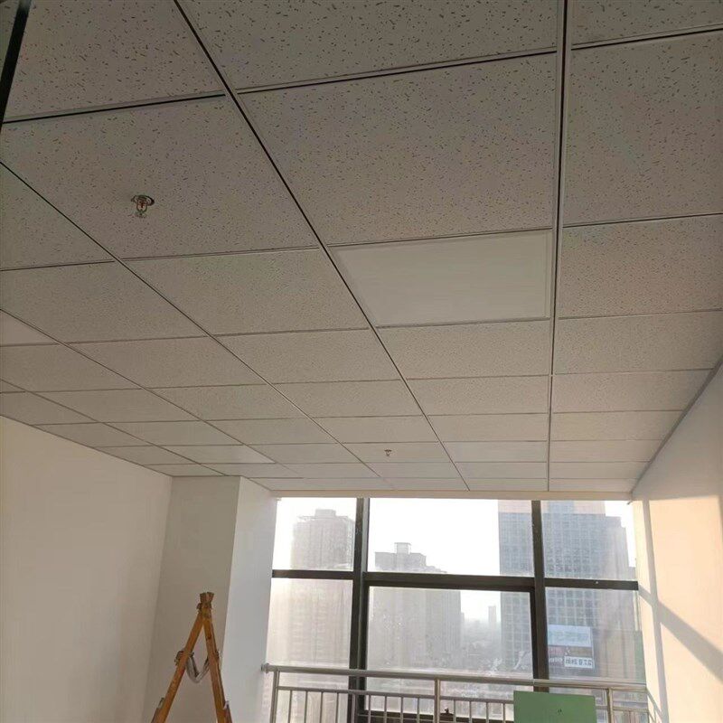 办公室悬吊式天花板材料矿棉板600x600防火防潮吸音板60x60天花板