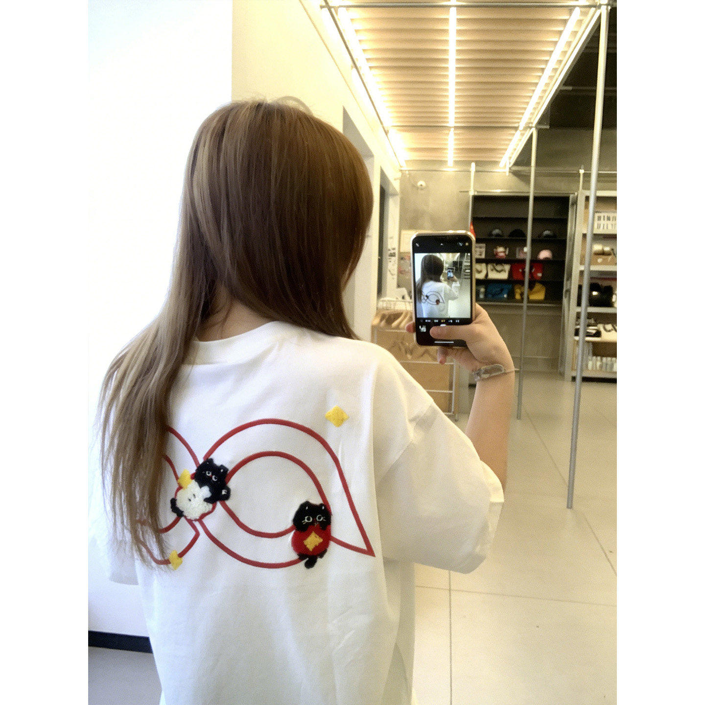 白色短袖t恤女前后重工刺绣绣花宽松夏季别致新款小个子女生上衣