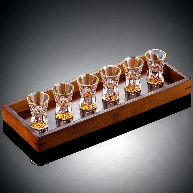 高颜值金山白酒杯套装分酒器一口小家用高档创意水晶玻璃酒具酒盅
