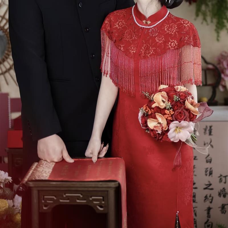 hot领证花艺新娘手捧花仿真花束红色玫瑰花金色婚礼结婚礼物diy
