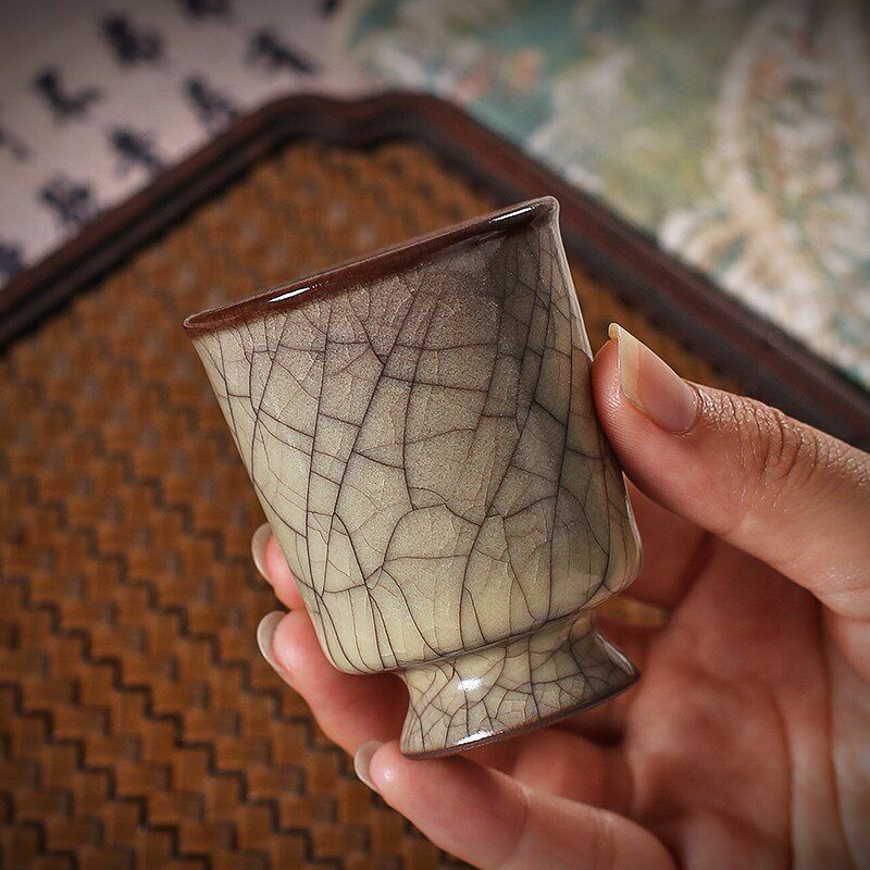 青瓷传世哥窑主人杯单杯龙泉手工冰裂陶瓷功夫茶杯品茗闻香杯家用