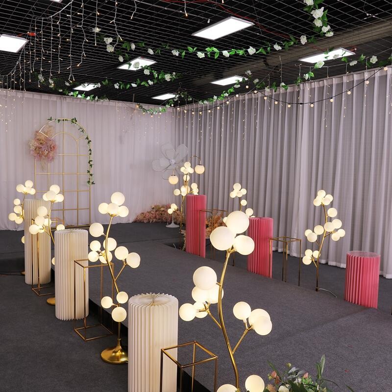 新款婚庆婚礼道具棉花树路引灯舞台橱窗布置装饰圆球发光幸福果树