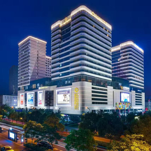 享双人自助早餐 + 双人中式午晚套餐，周末节假日不加价 亲子房型 3 份早餐，食宿一站式配齐，家庭出游省心度假 两晚连住套餐，含双人，吃住简餐全包，慢享休闲旅居时光 品质客房两晚连住，配套齐全，高性价比度假之选