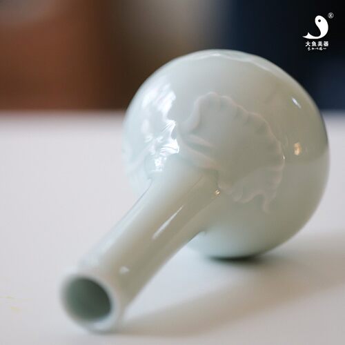 大鱼美器 青瓷刻花长颈瓶 陶瓷花瓶小号花器花插水培简约居家摆件