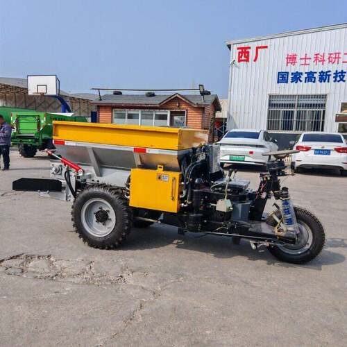 1方小型三轮撒粪车 农家有机撒车 自走式撒粪机