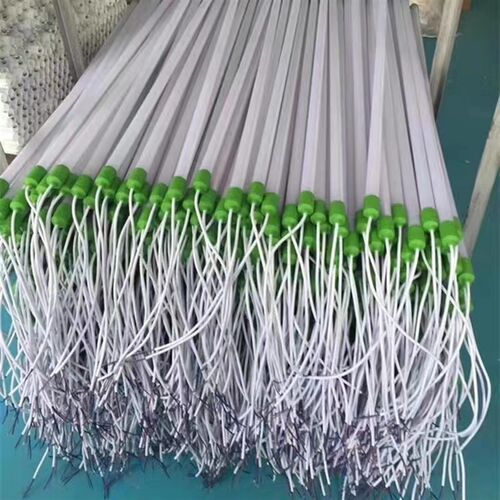展示柜冰柜冰箱保鲜柜灯箱广告牌专用12VT8LED超亮户外防水灯管