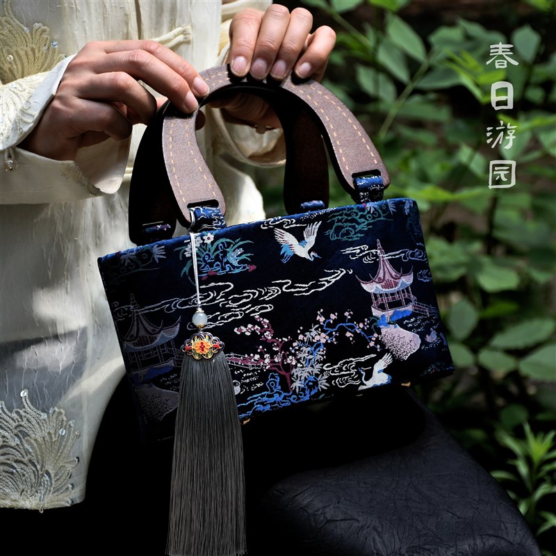 绣木水桶包-新中式非遗宋锦锦缎真丝包原创手工包DIY材料包口金包