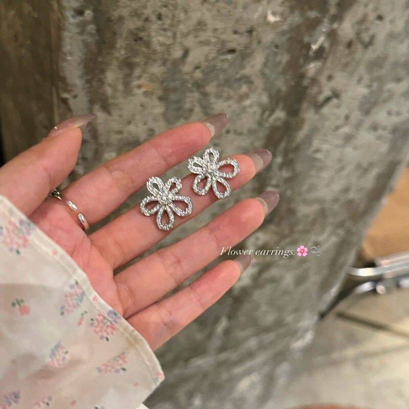 【蜜桃茶】精致小花 夏日镂空花朵锆石耳钉轻奢高级感气质耳环女
