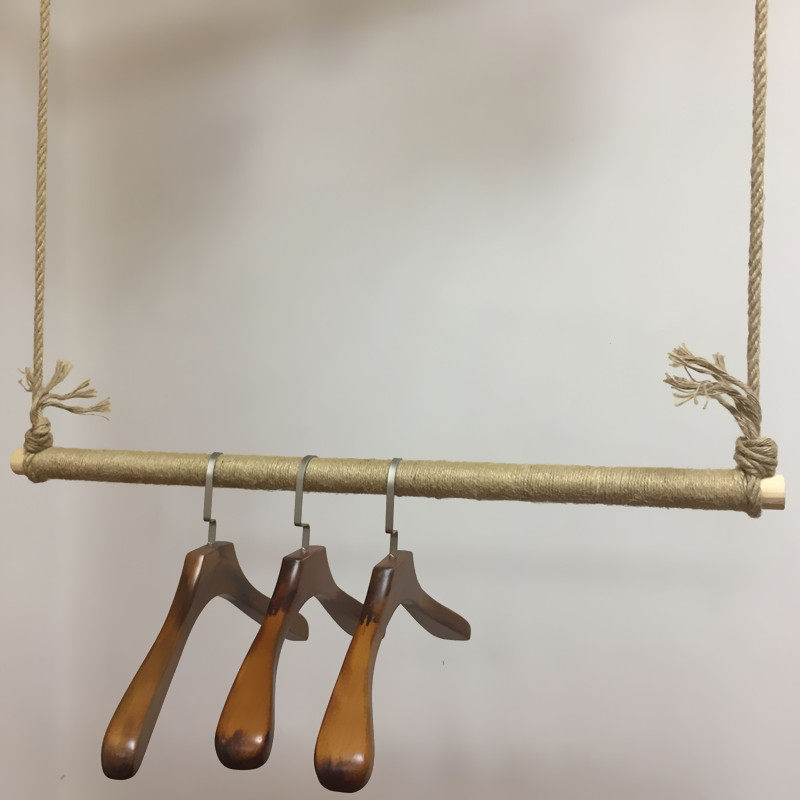 服装店橱窗展示架 悬挂 吊架麻绳实木衣服衣架上墙侧挂 正挂 挂钩