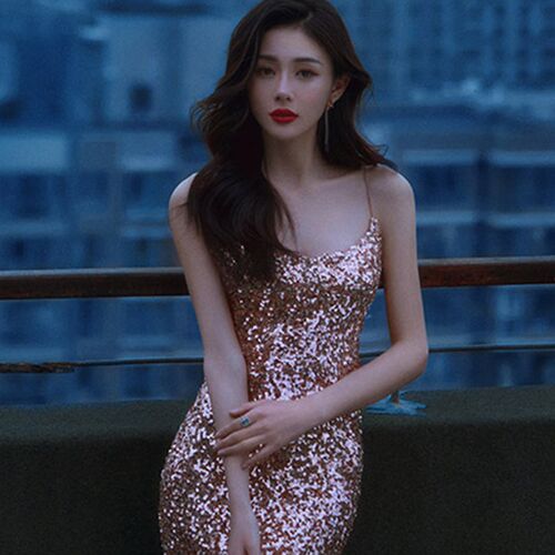 名媛气质聚会收腰吊带连衣裙夏高级感亮片生日礼服包臀鱼尾开叉裙