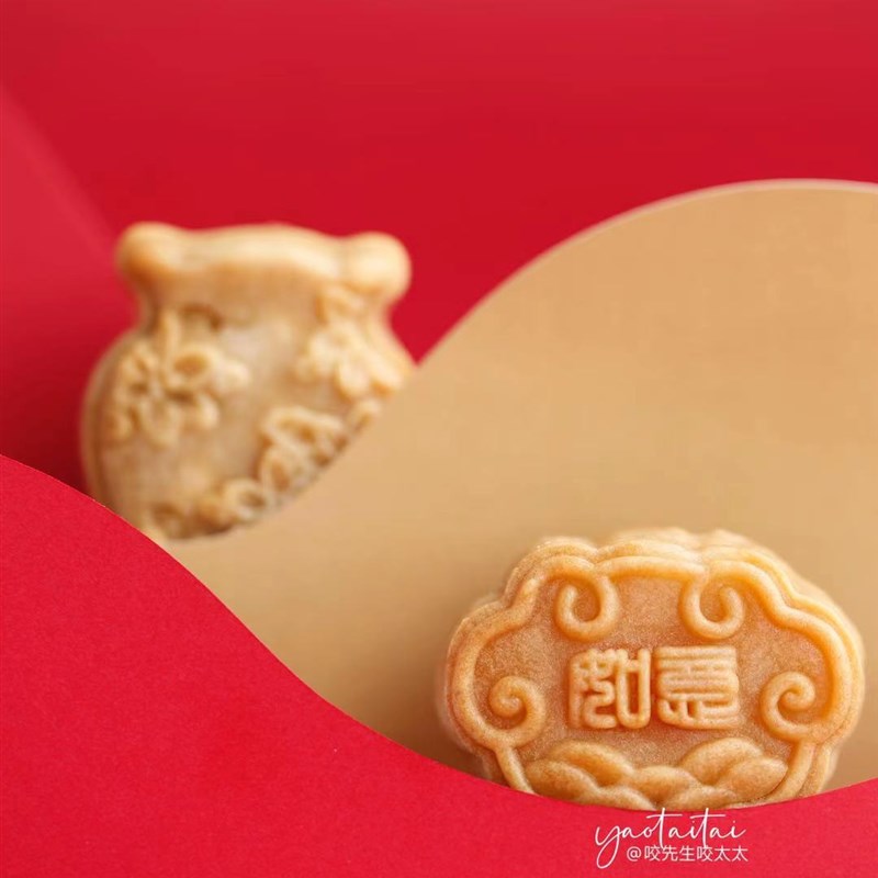 咬太太月饼模具课程高级手压模具。