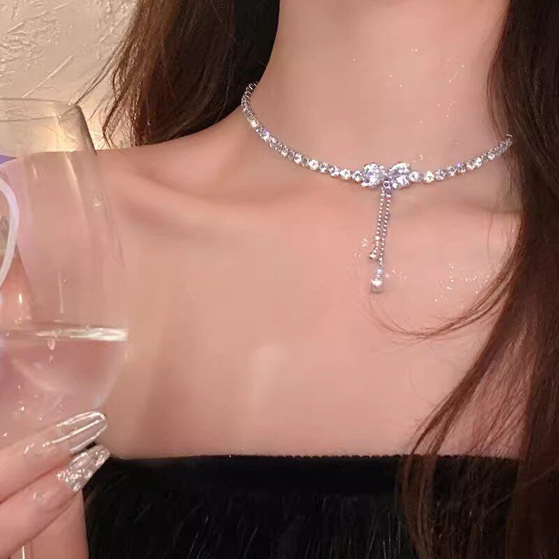 轻奢小众蝴蝶结珍珠项链女新款