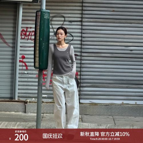 西町村屋假两件长袖针织衫女秋冬新款学院撞色拼接上衣XA9D10120