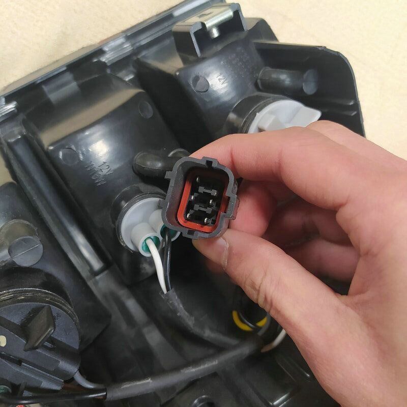适配黄海N3后尾灯总成 黄海皮卡n3左右刹车倒车灯后大灯罩后灯壳