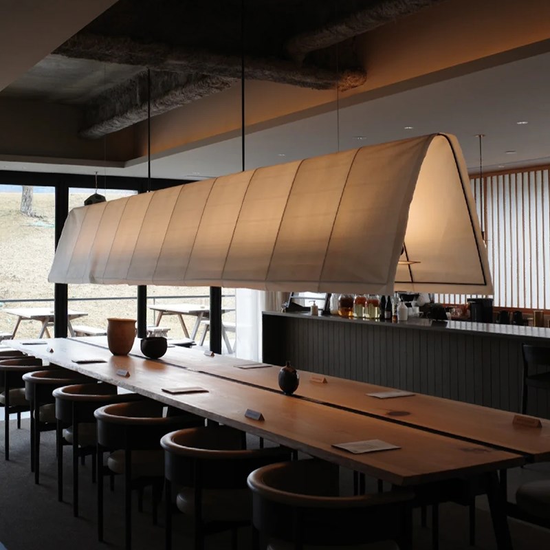 吧台上方吊灯2025新款店铺商用餐厅餐饮饭店日式创意餐桌布艺灯具