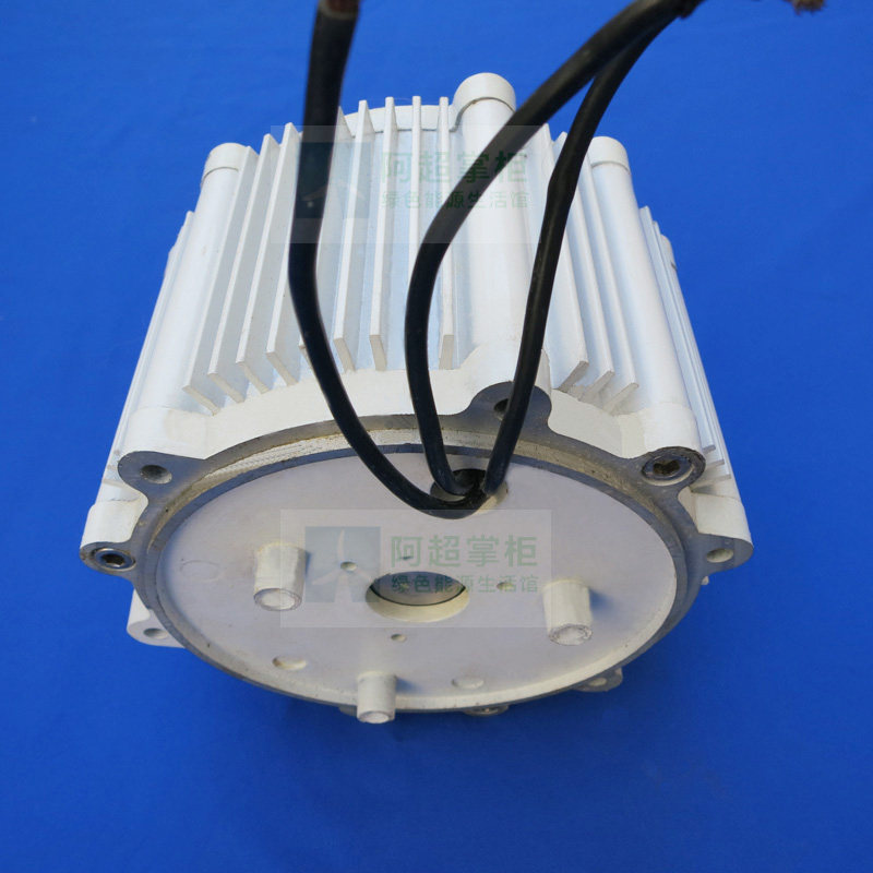 低扭矩永磁600W三相风力发电机 风力发电专用 超低速发电24V/12V