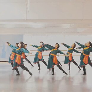 蒙古舞蹈演出服装大型节目表演服民族舞服女马步北美艺考舞台服装