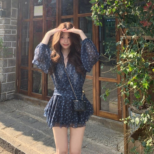 法式碎花V领雪纺洋装女夏