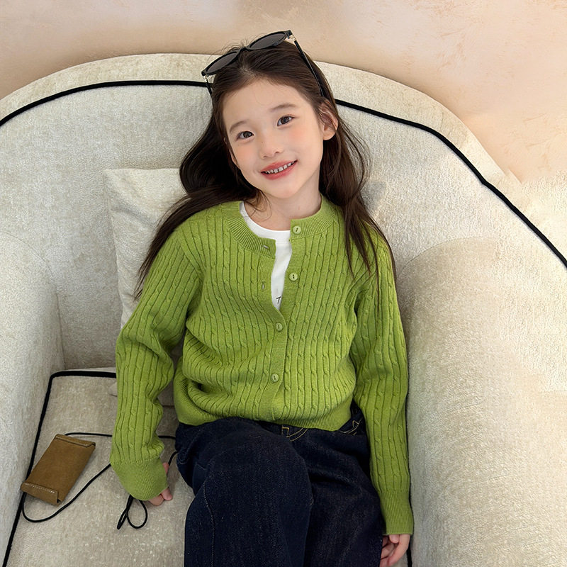 女童毛衣2026秋季中大儿童开衫针织衫小女孩洋气复古绞花针织外套