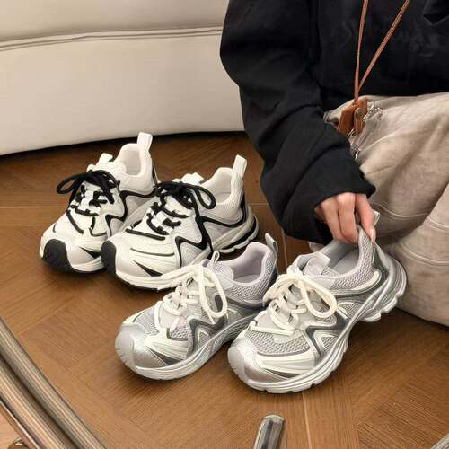 H55女鞋漫氧都市2026春季新款休闲厚底简约百搭轻量户外老爹鞋
