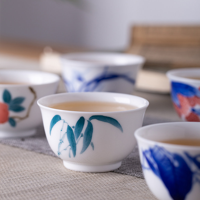 洪窑景德镇陶瓷手绘青花釉下彩品茗杯小杯子闻香杯功夫茶具主人杯