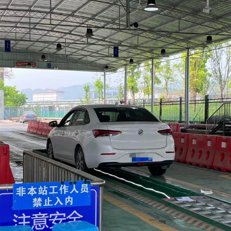 全国汽车年检合格标致代办申领,工作日当天领取。