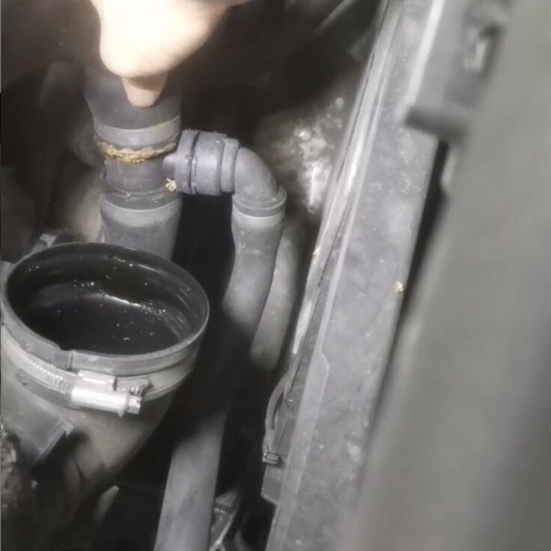 适用于宝马F18 F10 F35 N20 320 520 525节温器到水泵四通水管铝