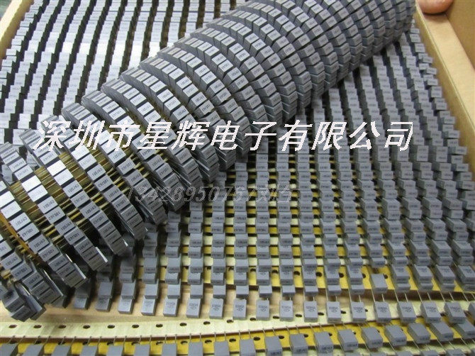 104J100V 灰色薄膜电容 100NJ100V 104 /100V 0.1UF 2000个/盒