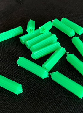 绿色膨胀管/塑料膨胀螺丝 膨胀胶塞胶粒 6MM 8MM  500 1000个/包