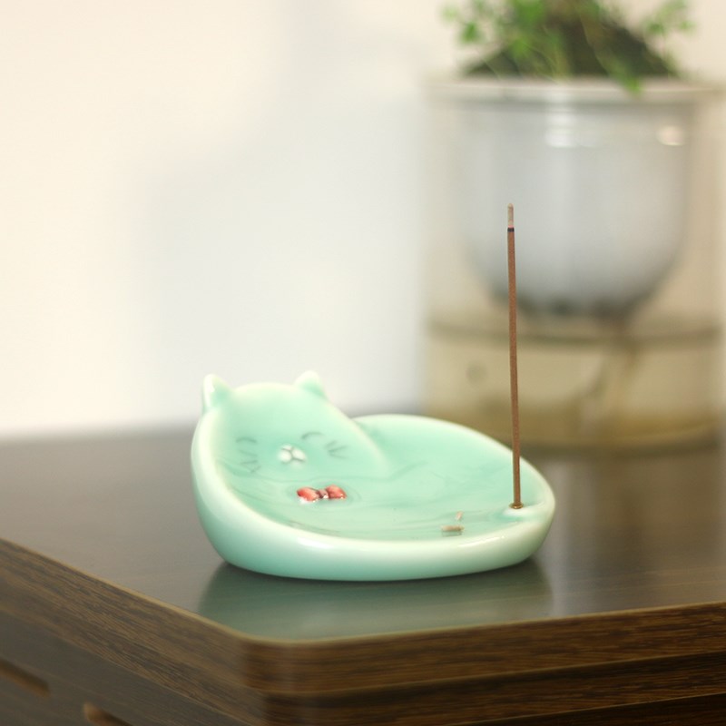 创意动物猫咪陶瓷小摆件线香插盘女生桌面装饰品可爱香座藏香日式图片