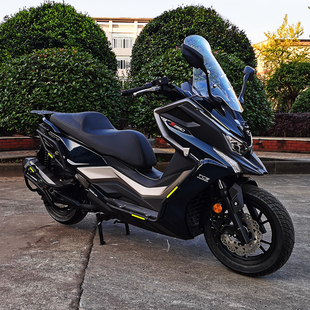 适用23款光阳赛艇前带保险杠S350杠支架杠\射灯/S250护摩托车排气