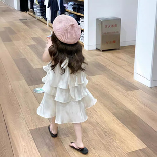 2026新款韩版女童夏季度假风甜美三层荷叶边小清新吊带裙时尚蛋糕