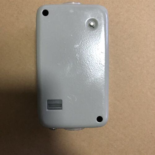 压扣开关BS230B动力控制按钮3.7KW三相电机500v启动自锁2位BS216