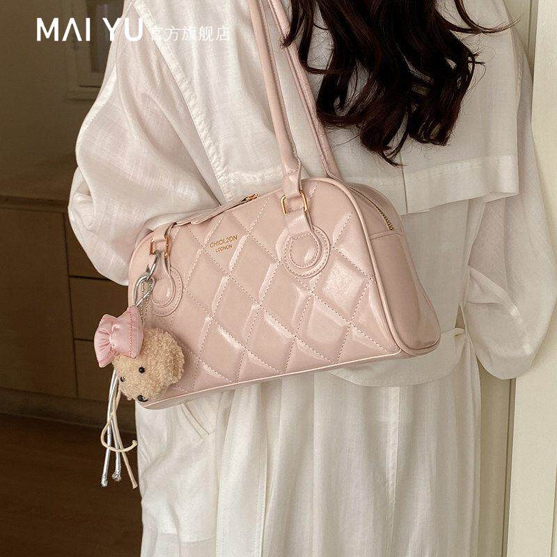MY夏季质感菱格大包女2026新款简约蜡皮枕头包洋气时尚通勤腋下包
