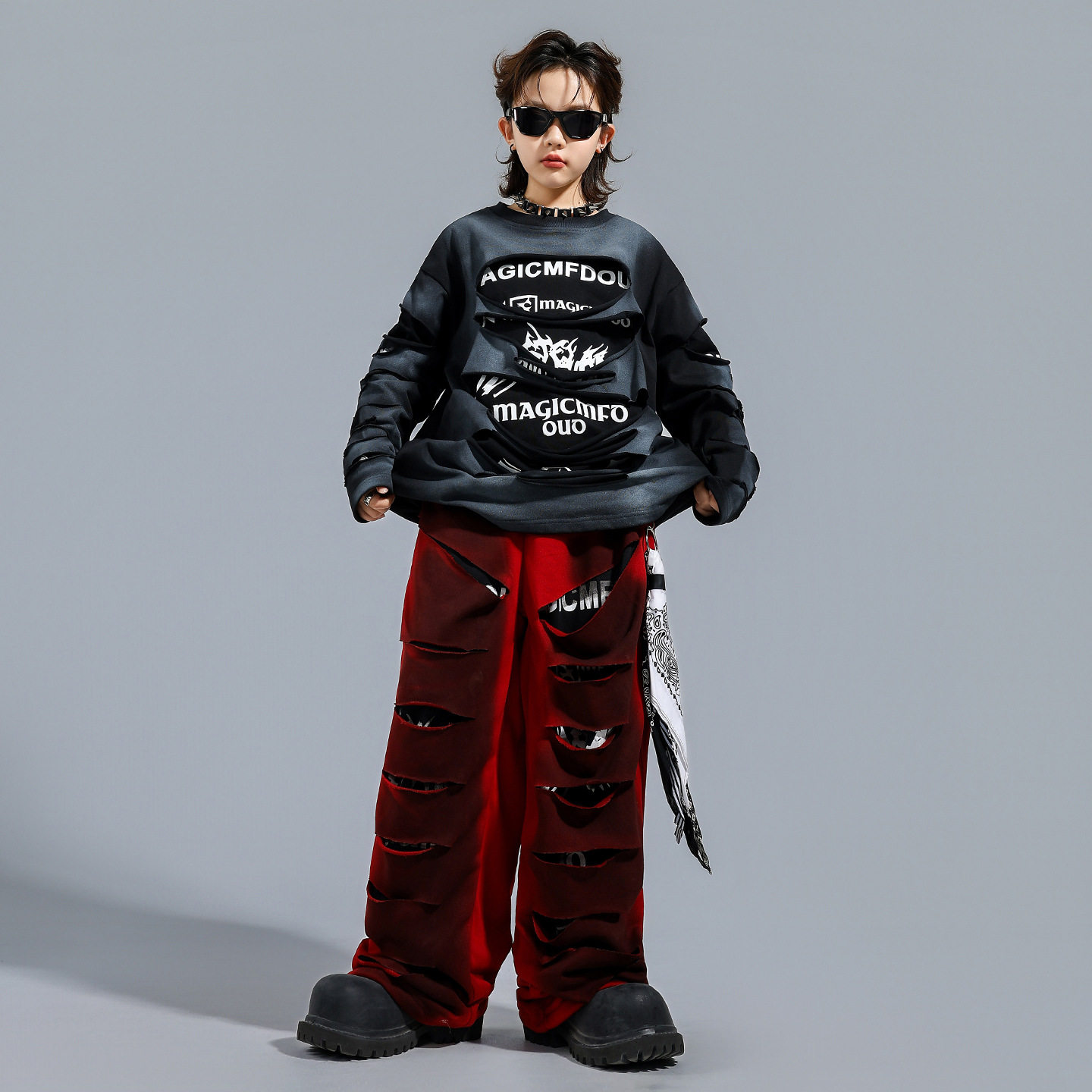 2026新款儿童街舞潮服酷帅男童嘻哈破洞卫衣套装潮酷元旦少儿hi